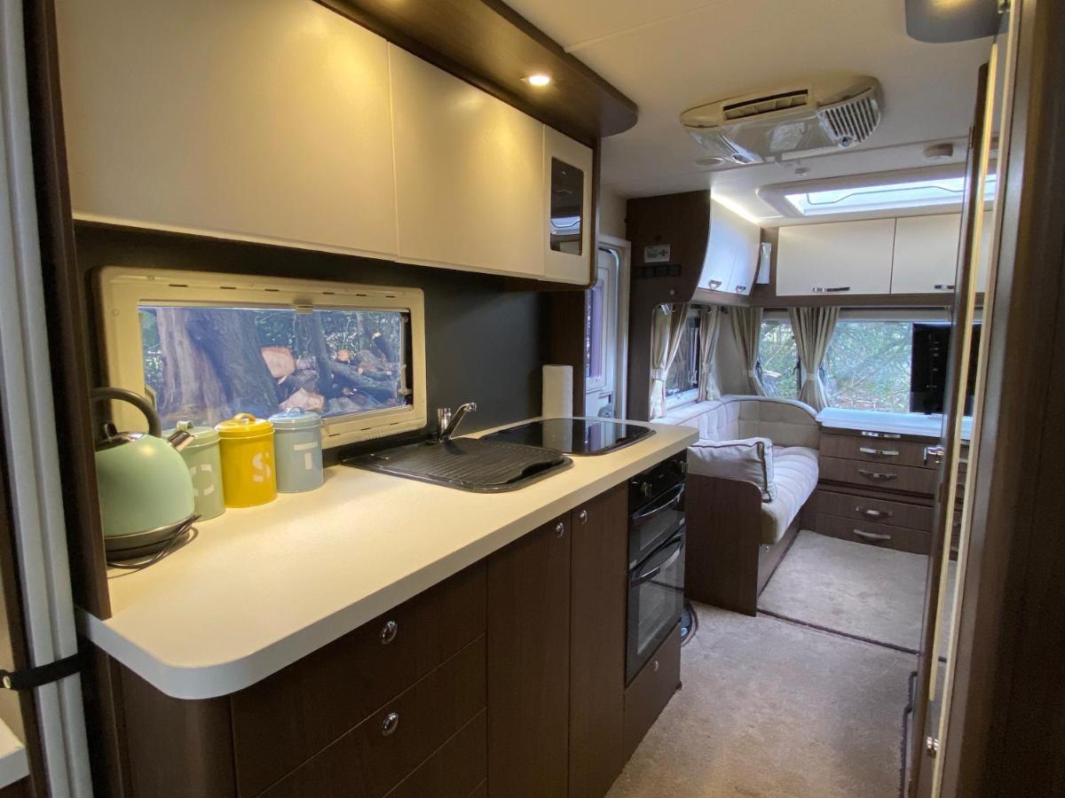 Lodge The Secret & Hideaway Caravan Cudham